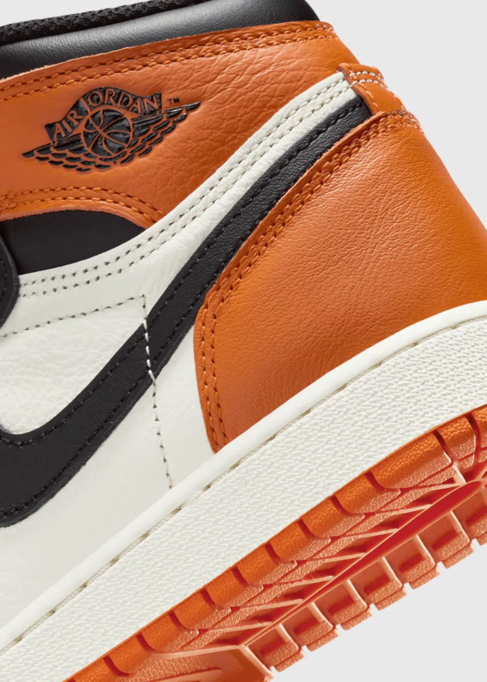 Air Jordan 1 Retro High OG 'Shattered Backboard' Sneakers (GS)