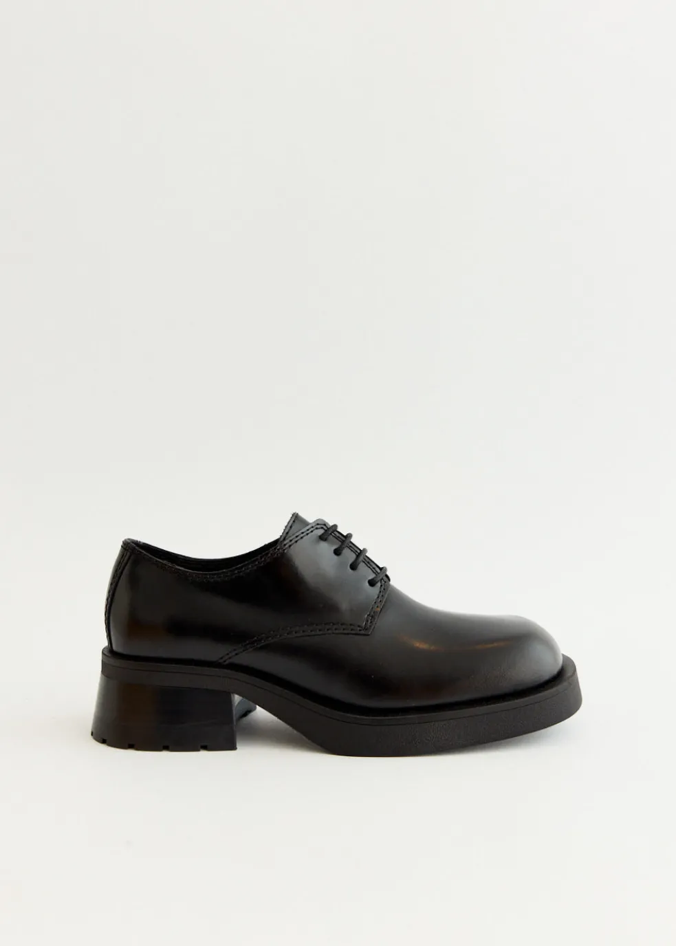 Althea Brogues