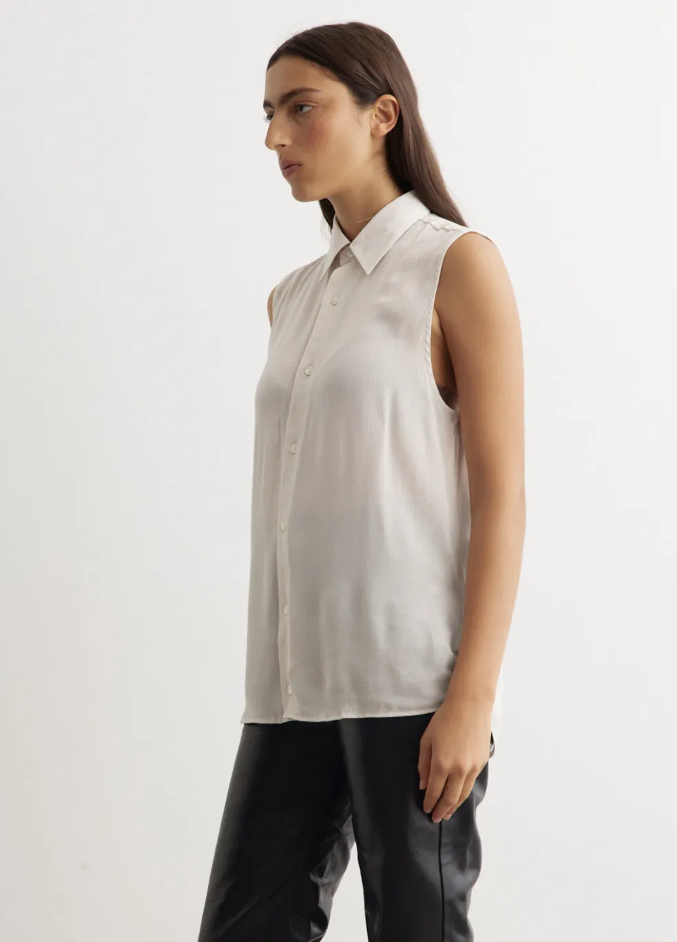 AMI Sleeveless Shirt