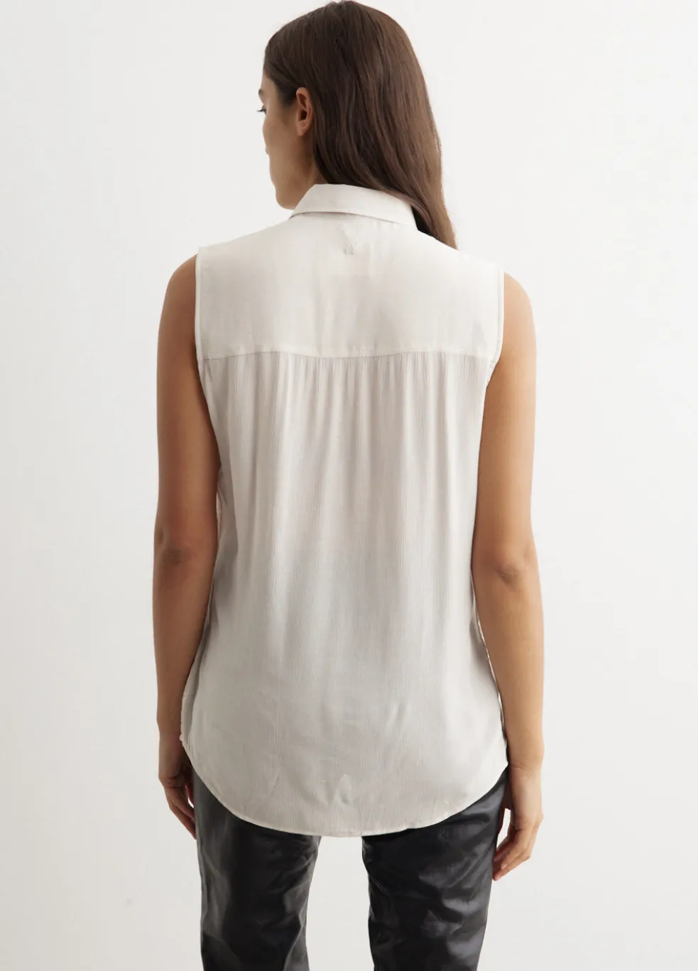 AMI Sleeveless Shirt