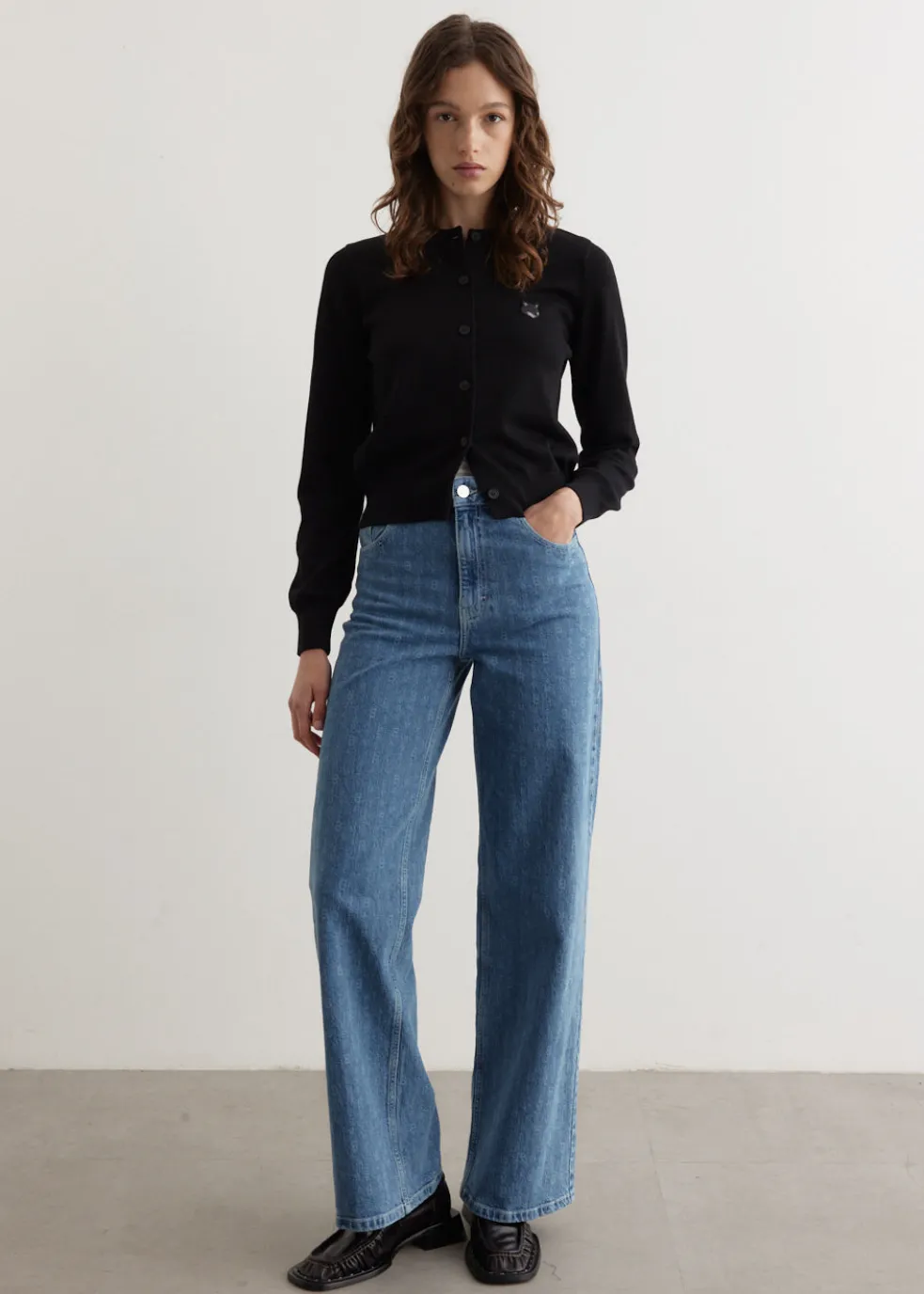 Bold Fox Head Patch Regular Cardigan