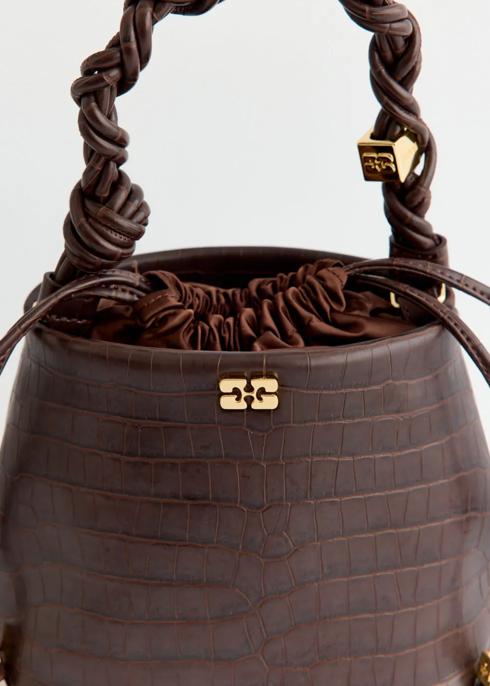 Bou Bucket Bag