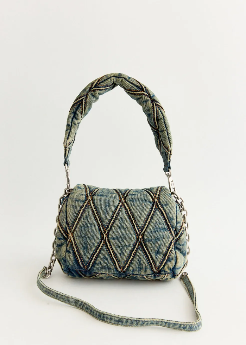 Charm-D Shoulder Bag