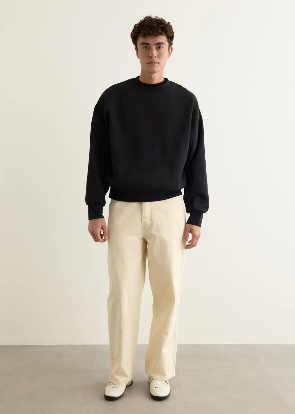 Classic Fit Fleece Crewneck