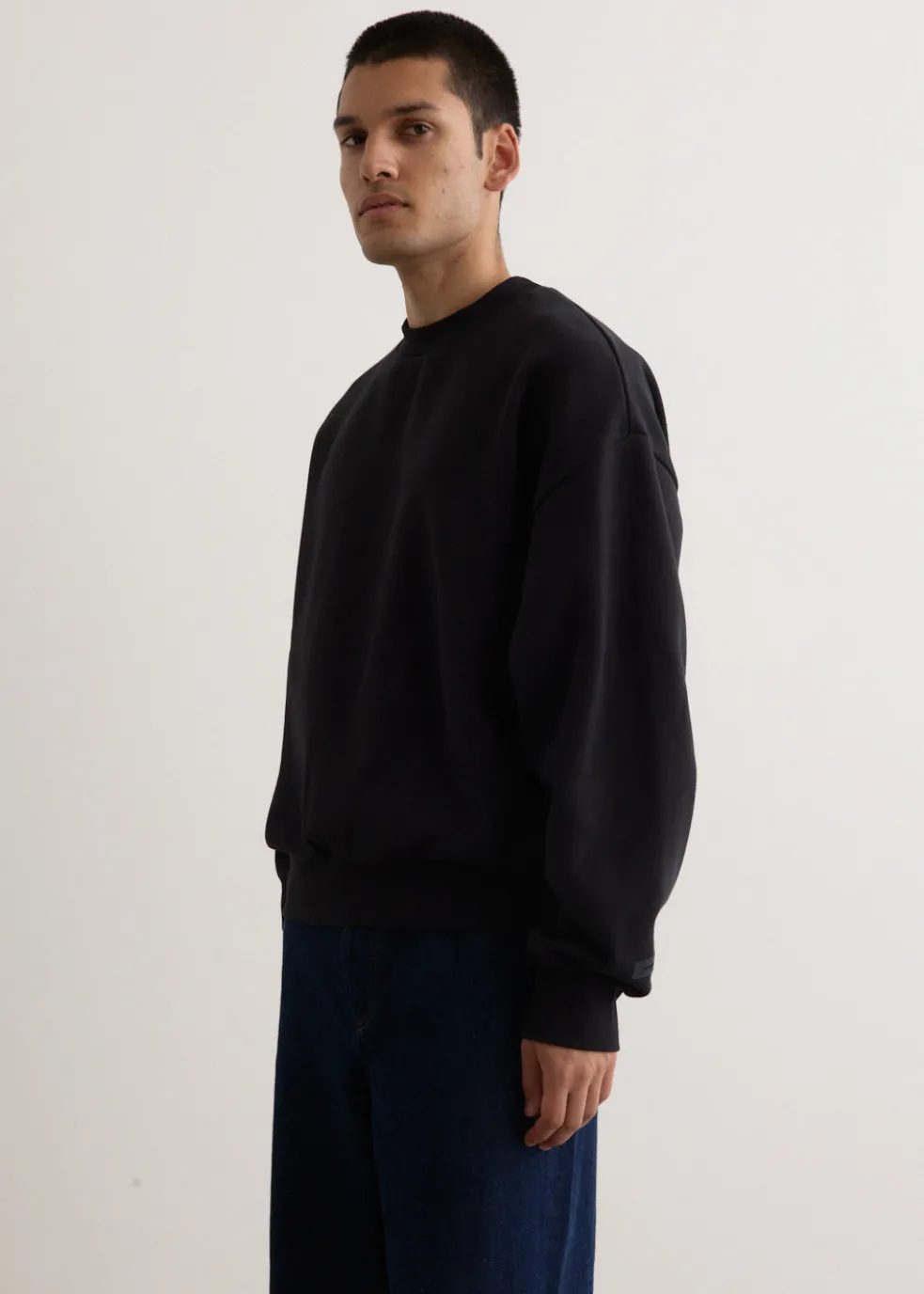 Classic Fit Fleece Crewneck