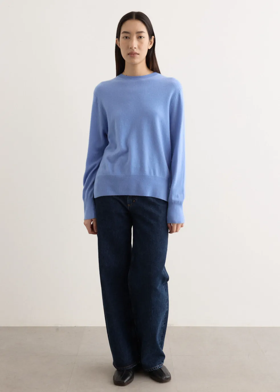 Crew Neck Cashmere Knit