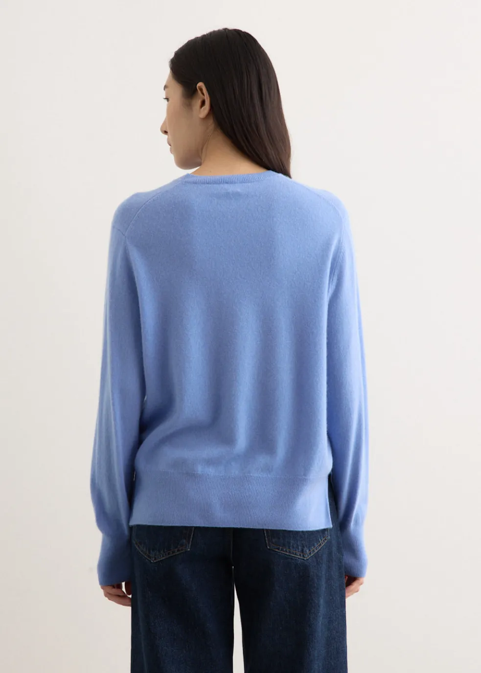 Crew Neck Cashmere Knit