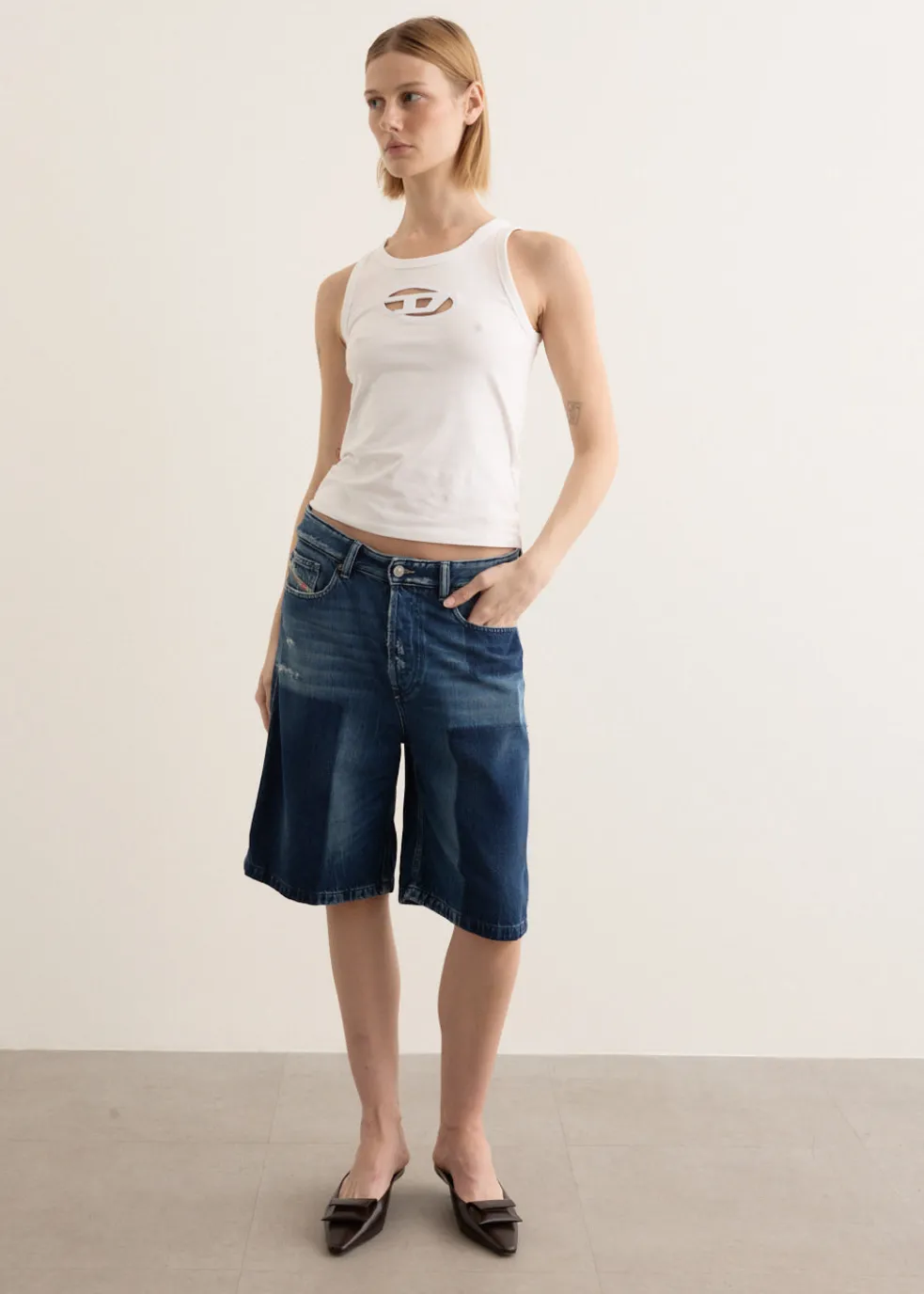 DE-SIRE-SHORT Short Pants