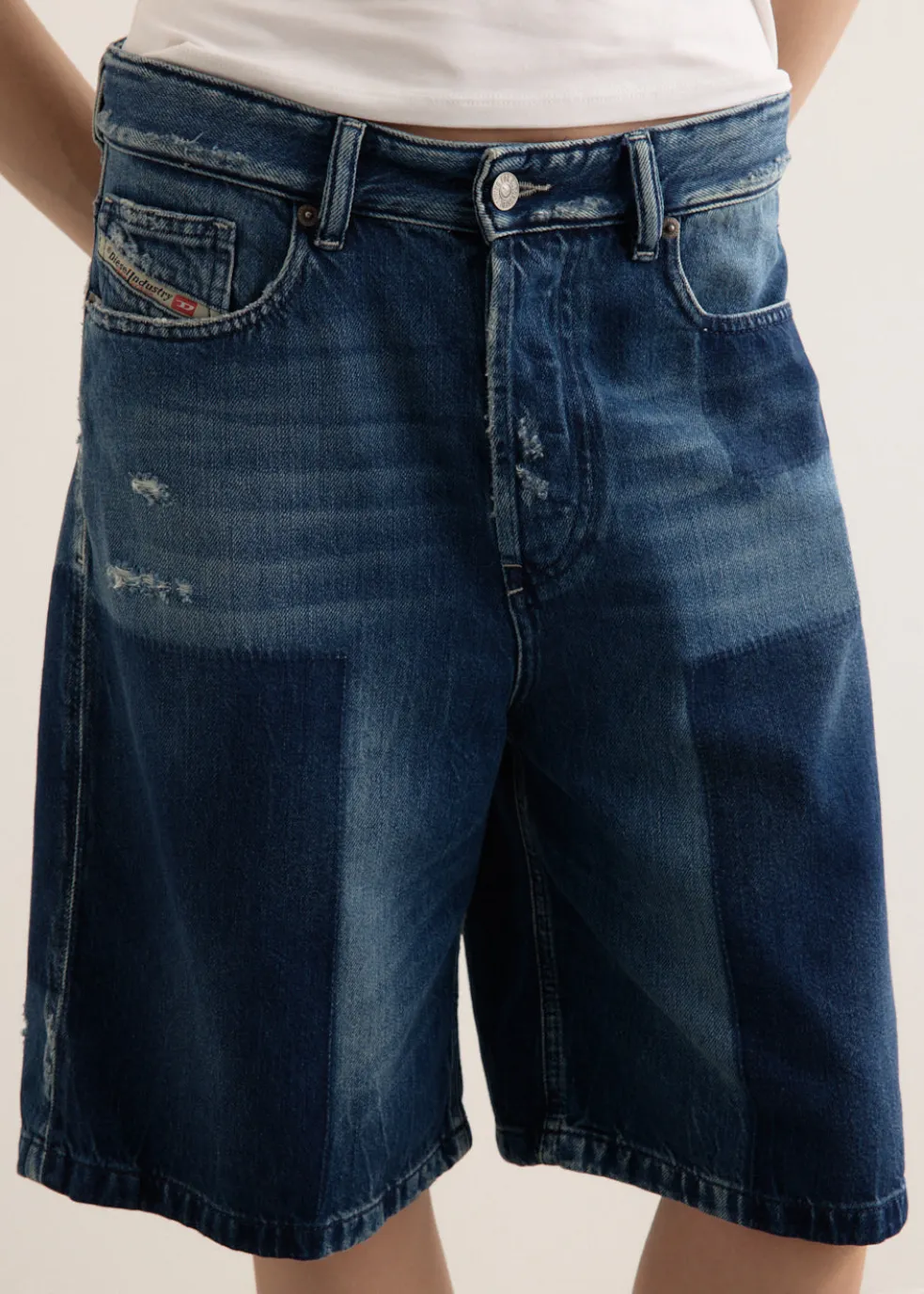 DE-SIRE-SHORT Short Pants