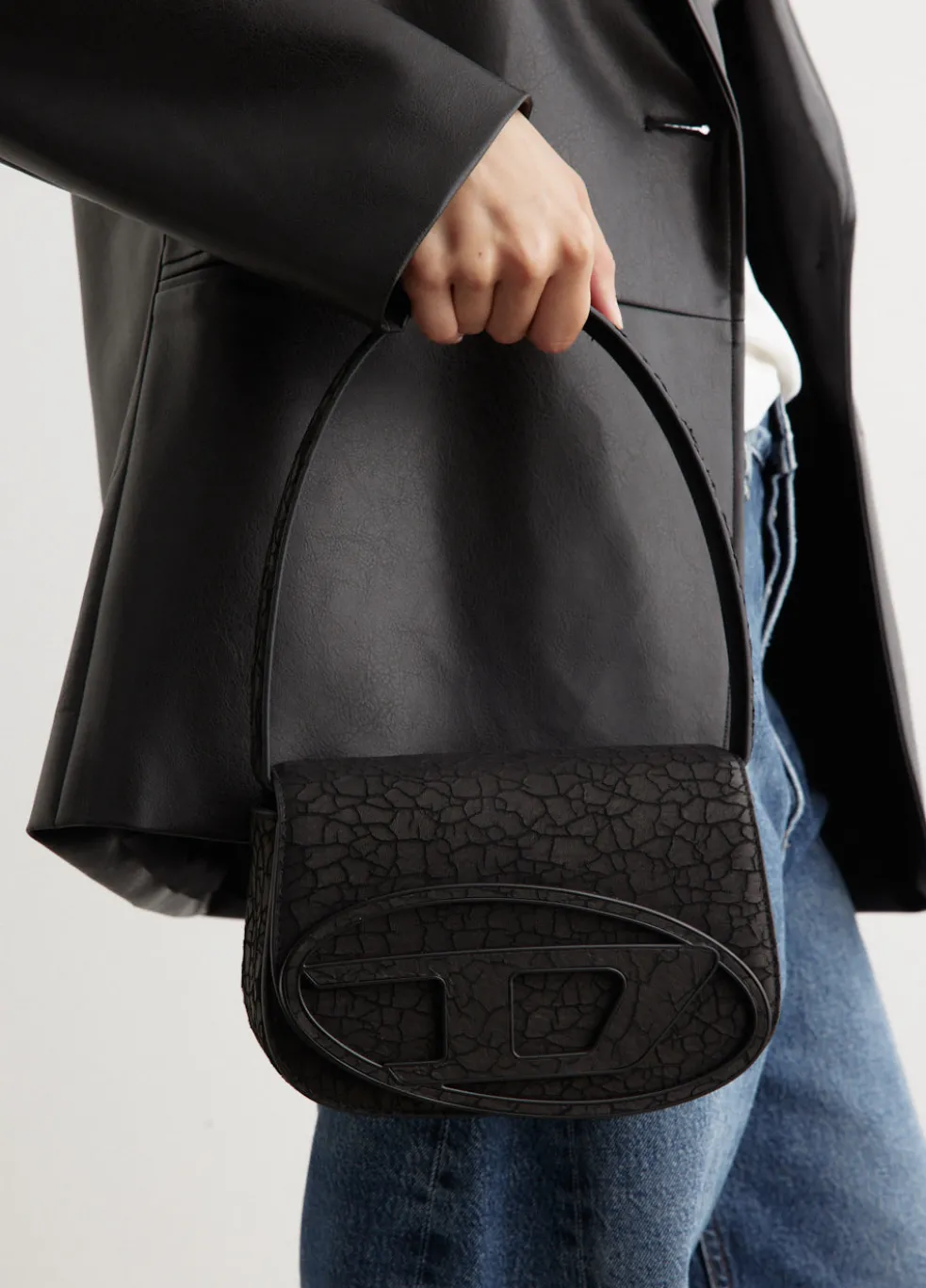 1Dr Shoulder Bag