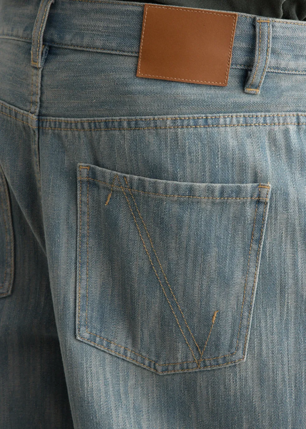 Dragline Textured Jeans