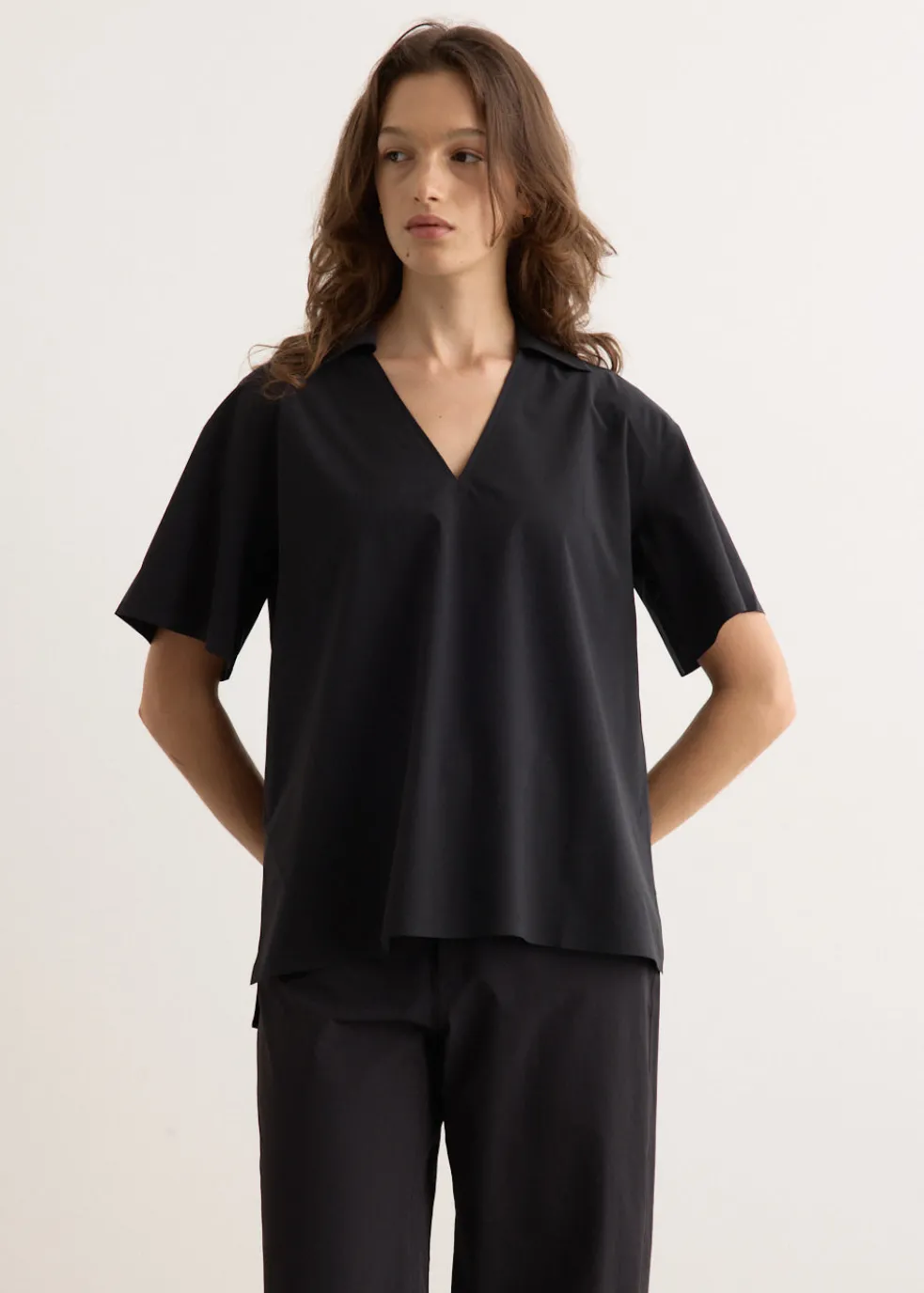 Eave V-Neck Shirt