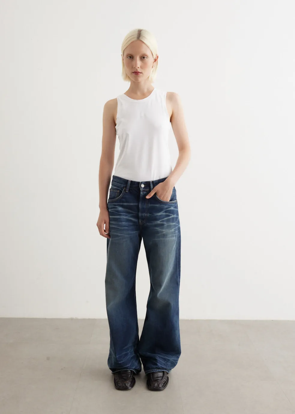 Elando Face Tank Top