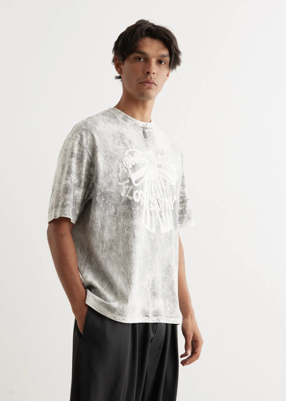 Exford U Bow Logo T-Shirt