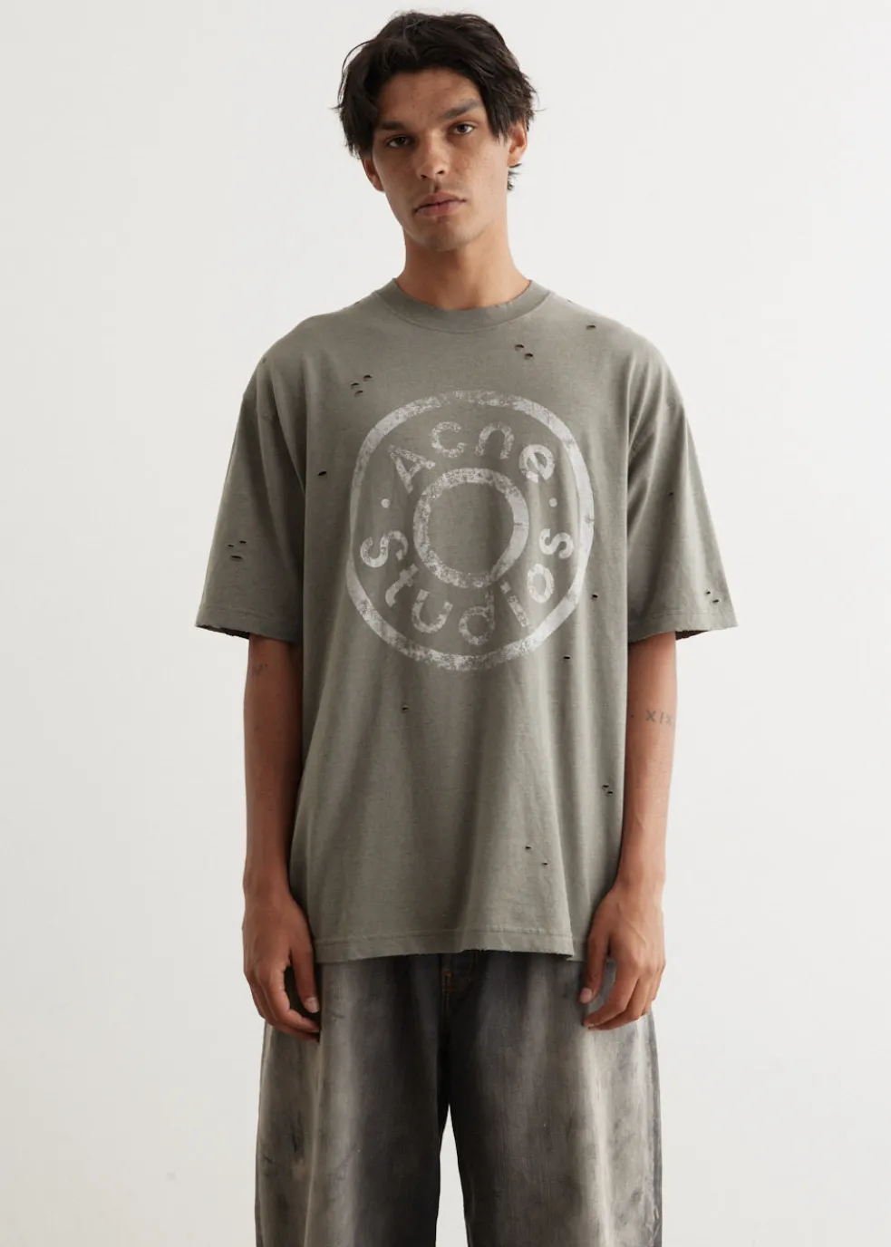 Exford U Button Logo T-Shirt