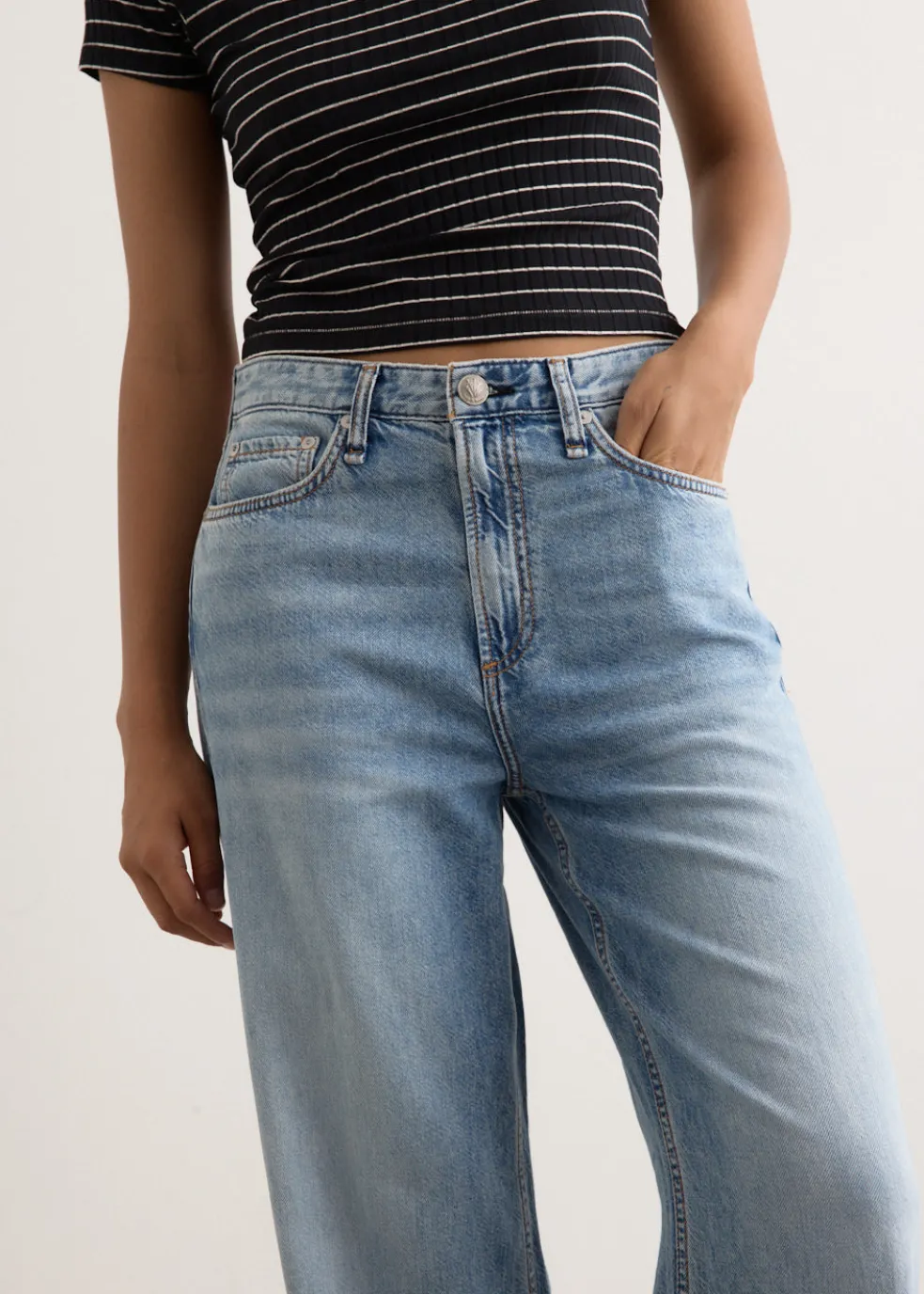 Featherweight Logan Wide Leg Jeans