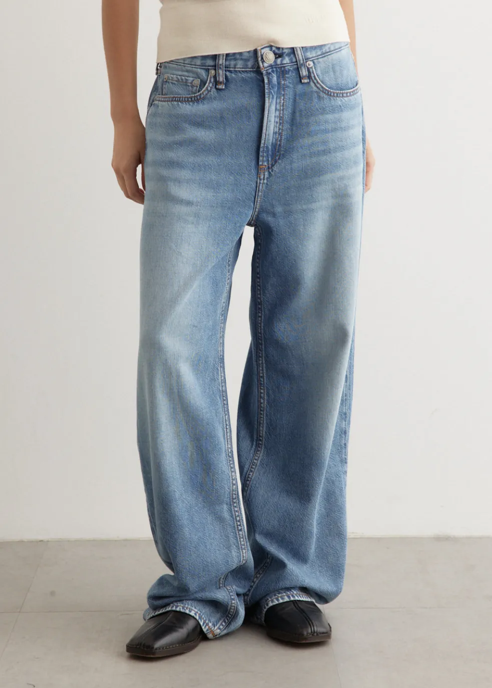 Featherweight Logan Jeans