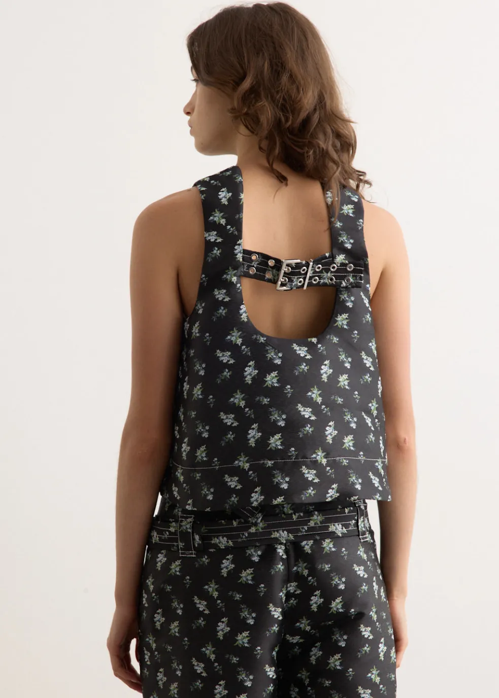 Floral Jacquard Sleeveless Open Neck Top