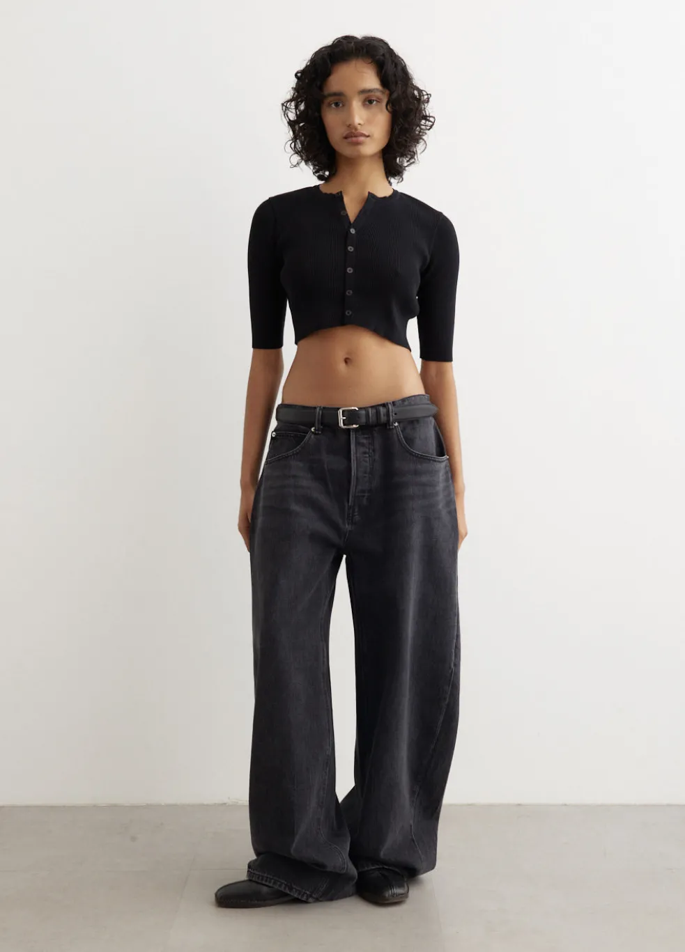 Giza High Gauge Rib Knit Short Cardigan