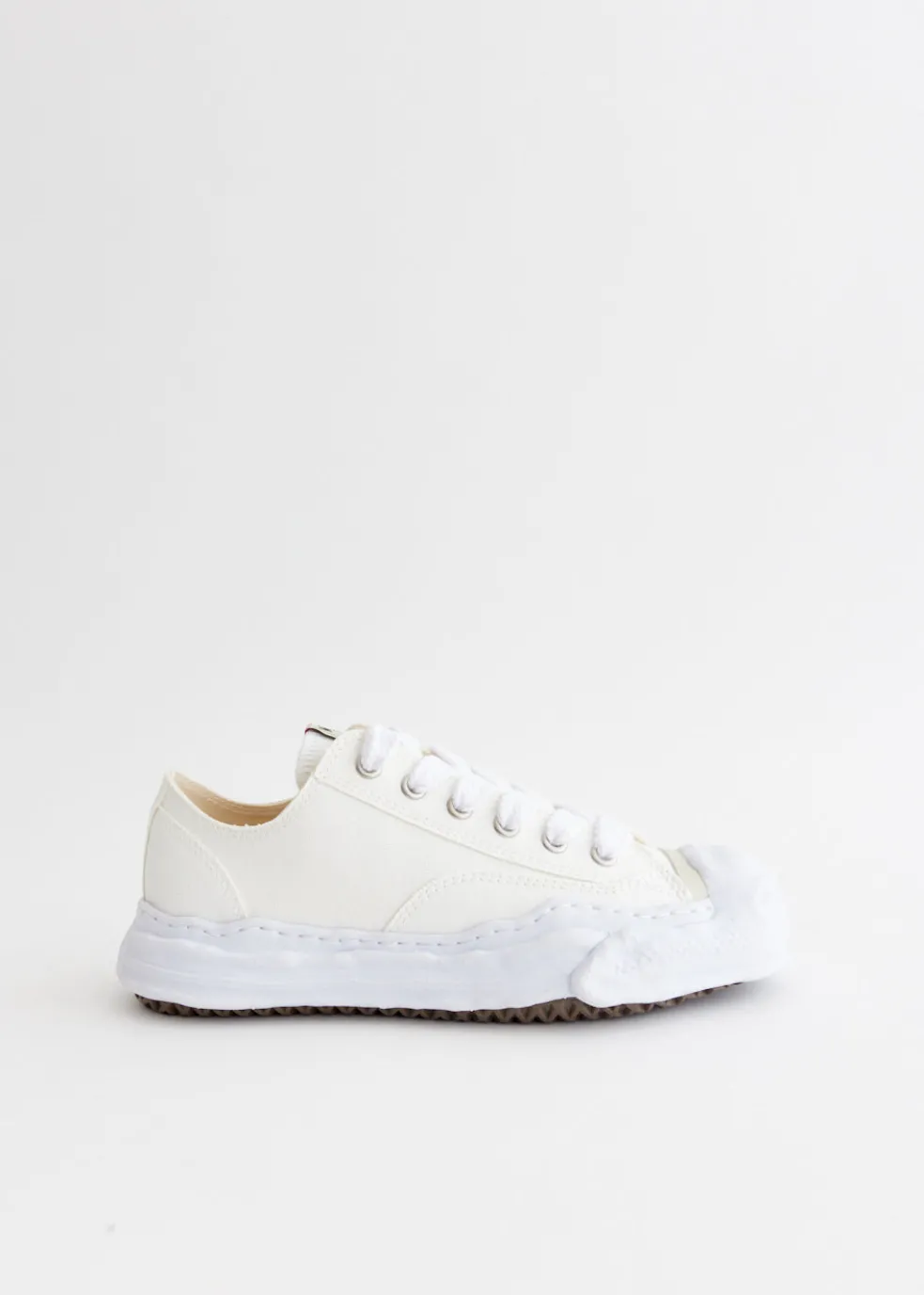 Hank Low Canvas Low Top Sneakers