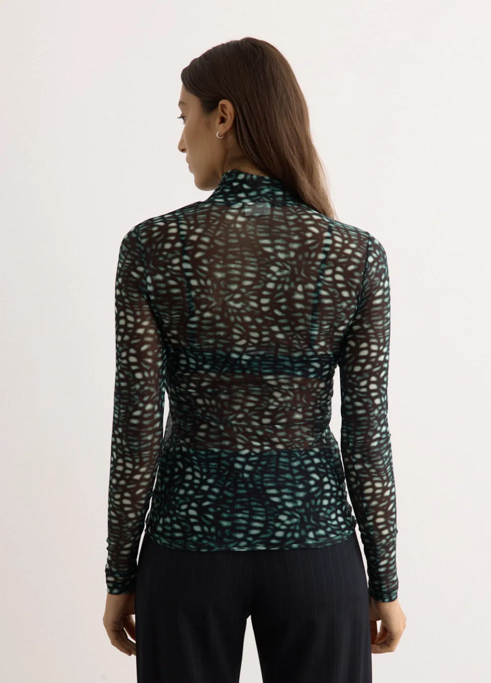 Hoyser Turtleneck Top