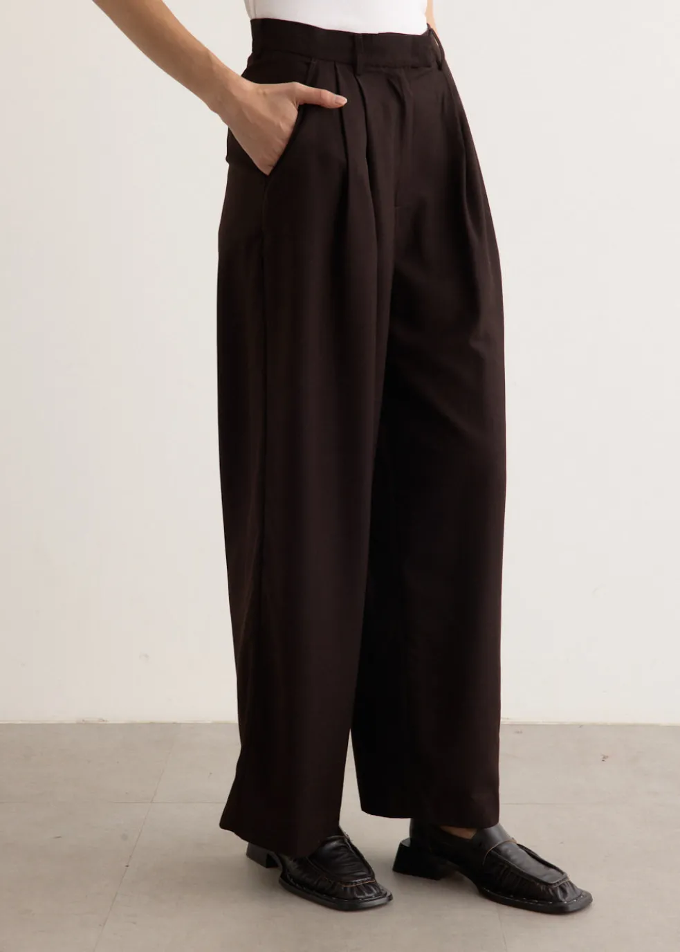 Jejune Tailored Pants