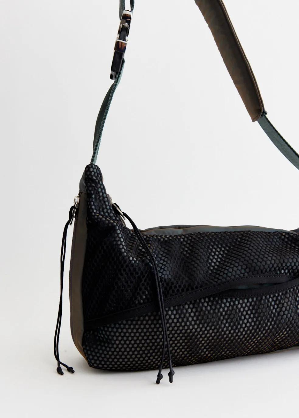 Keyhole Expandable Sling Bag
