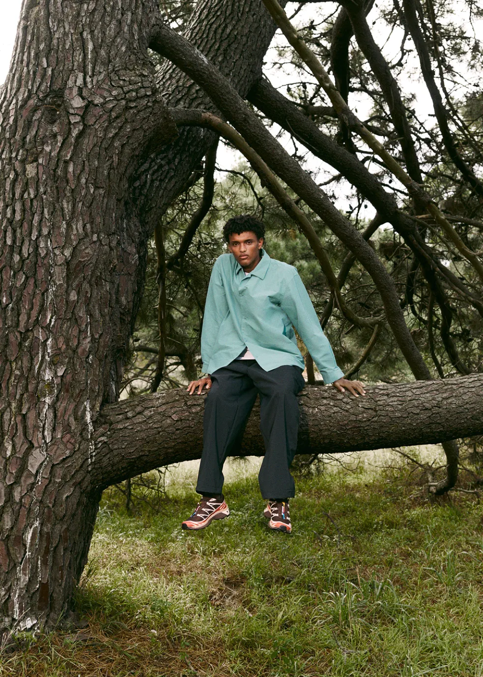 Knee Tuck Wide Pants