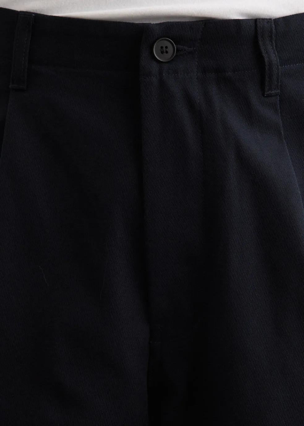 Knee Tuck Wide Pants