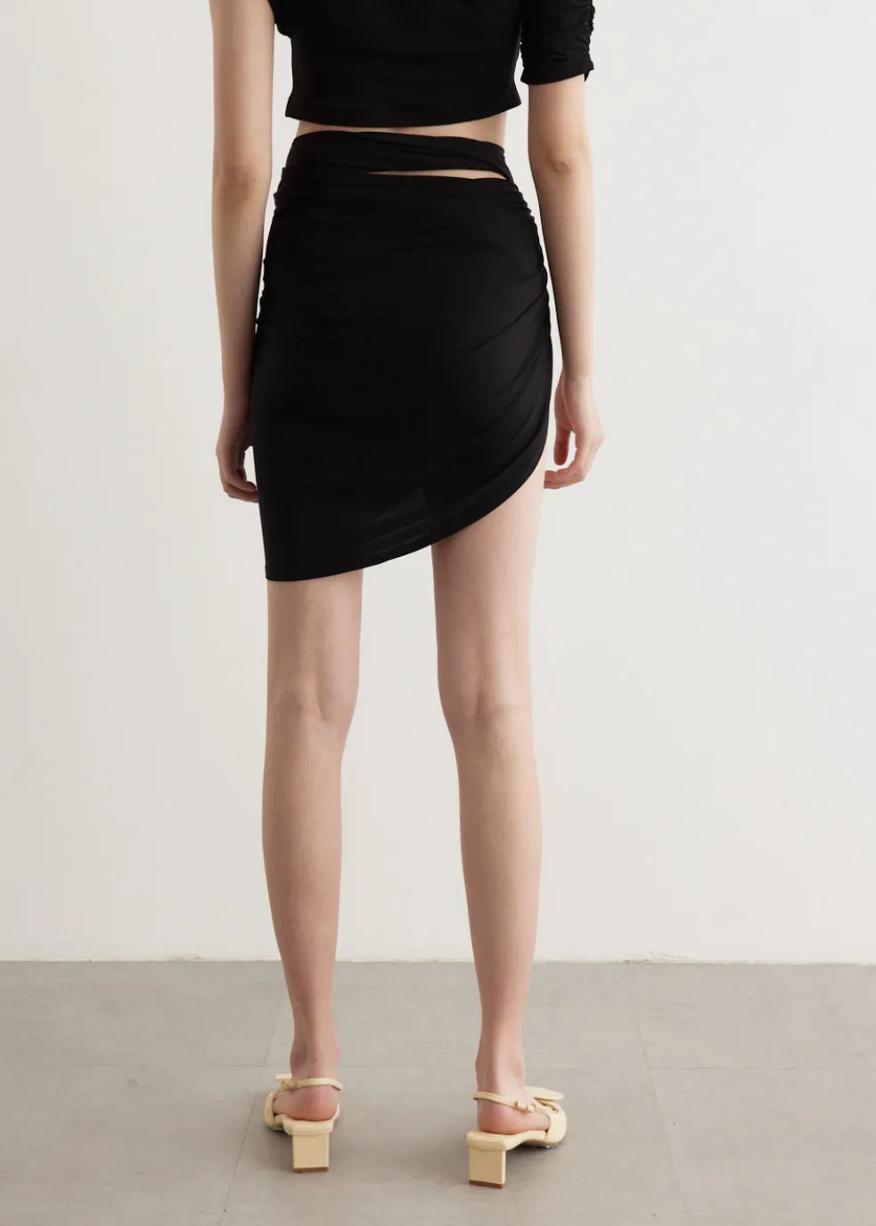 La Mini Jupe Drapeado