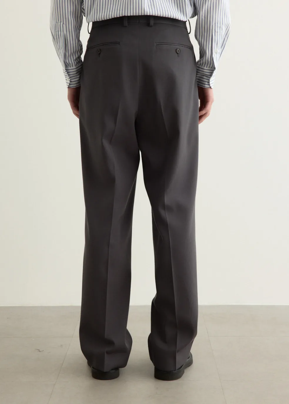 Light Wool Max Gabardine Two-Tuck Slacks