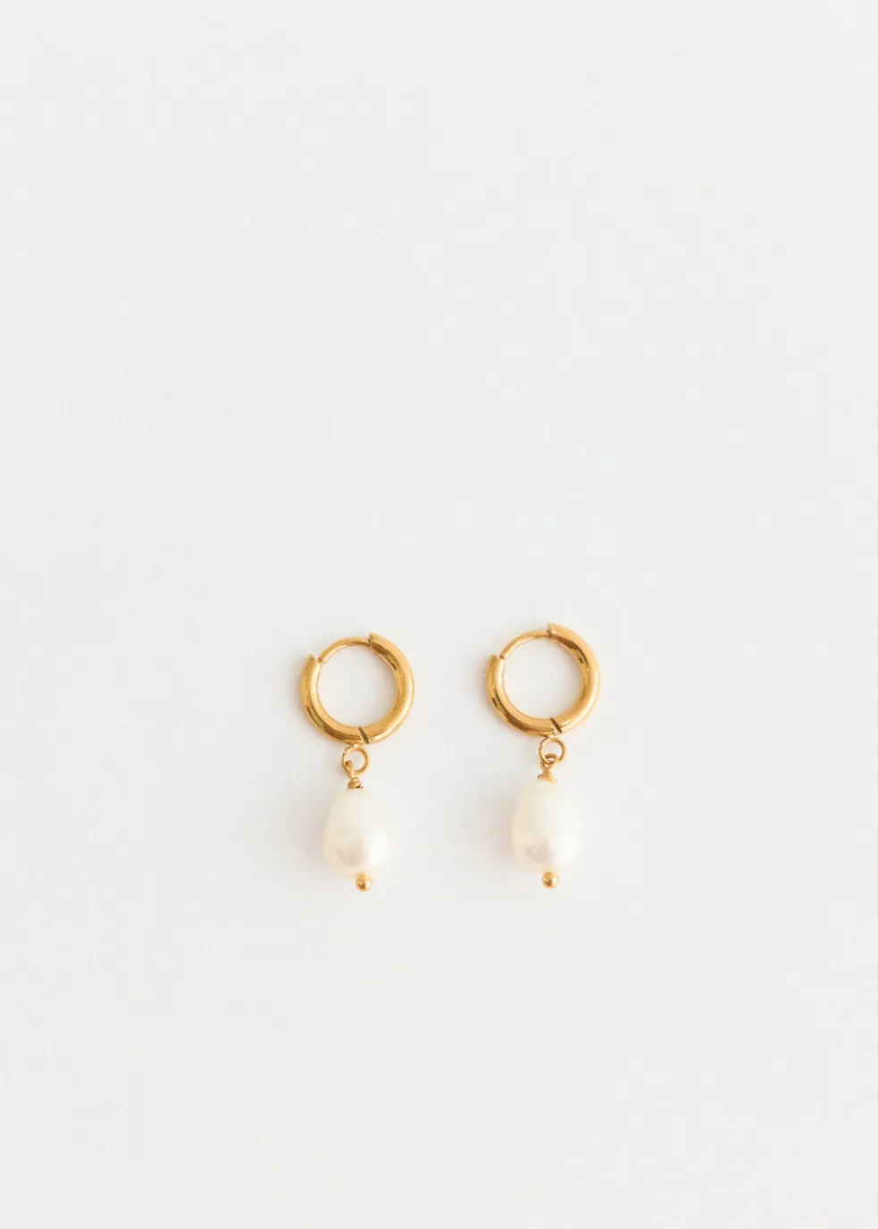 Liya Dangling Earrings