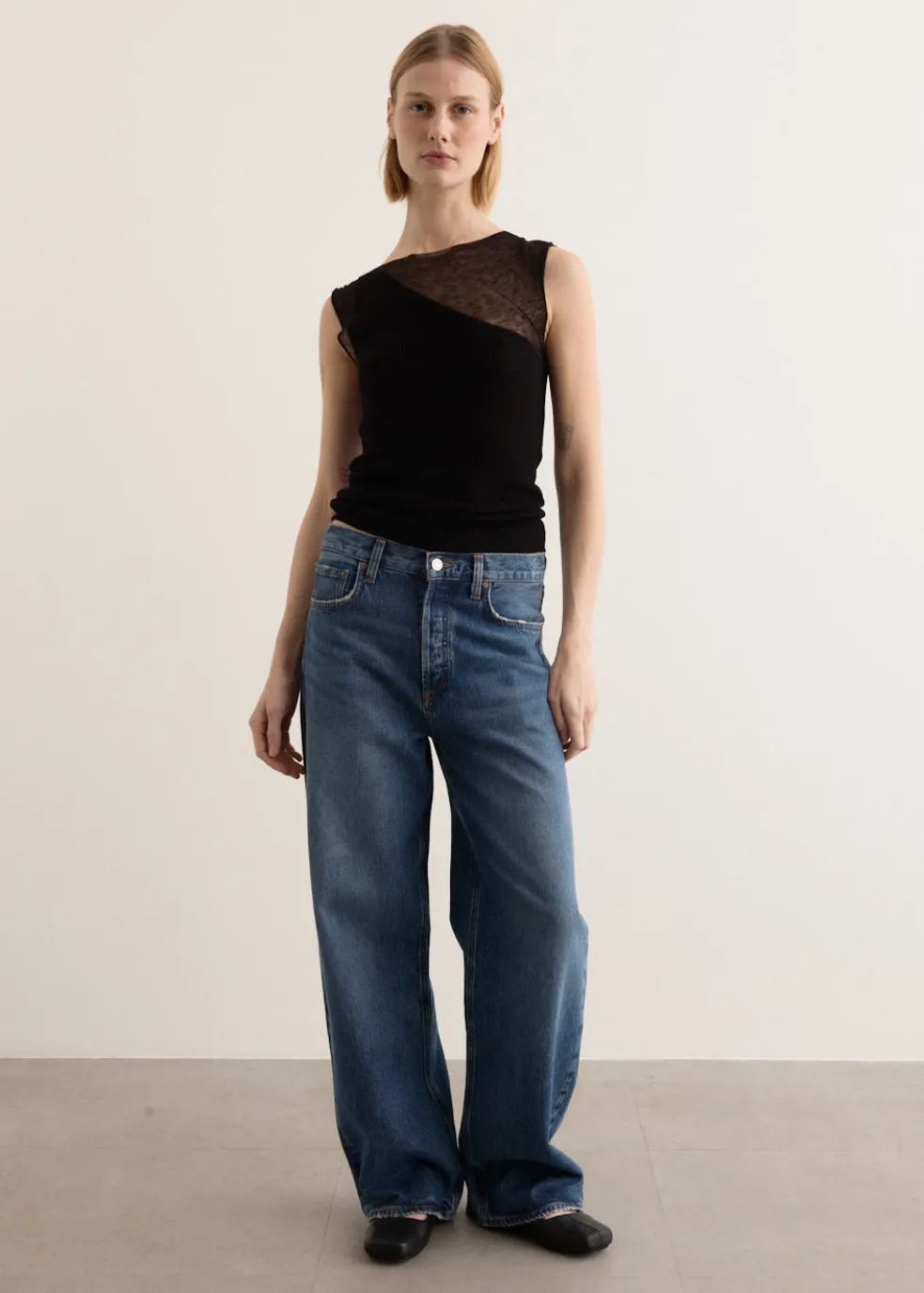 Low Slung Baggy Jeans