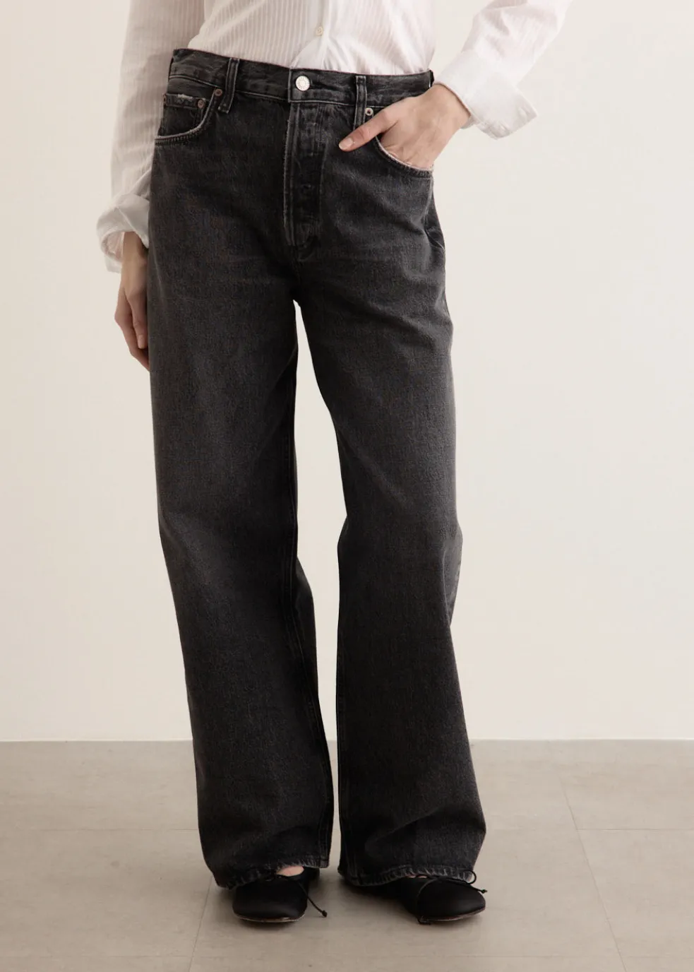 Low Slung Baggy Jeans