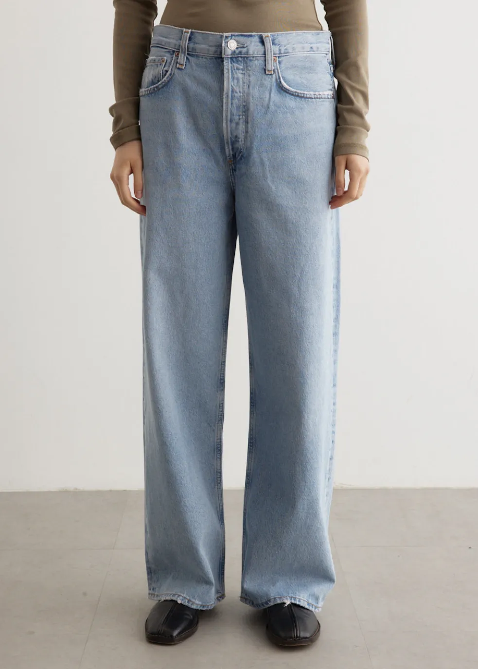 Low Slung Baggy Jeans