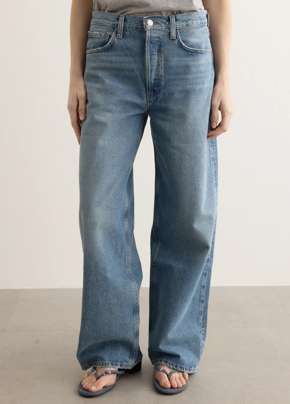 Low Slung Baggy Jeans