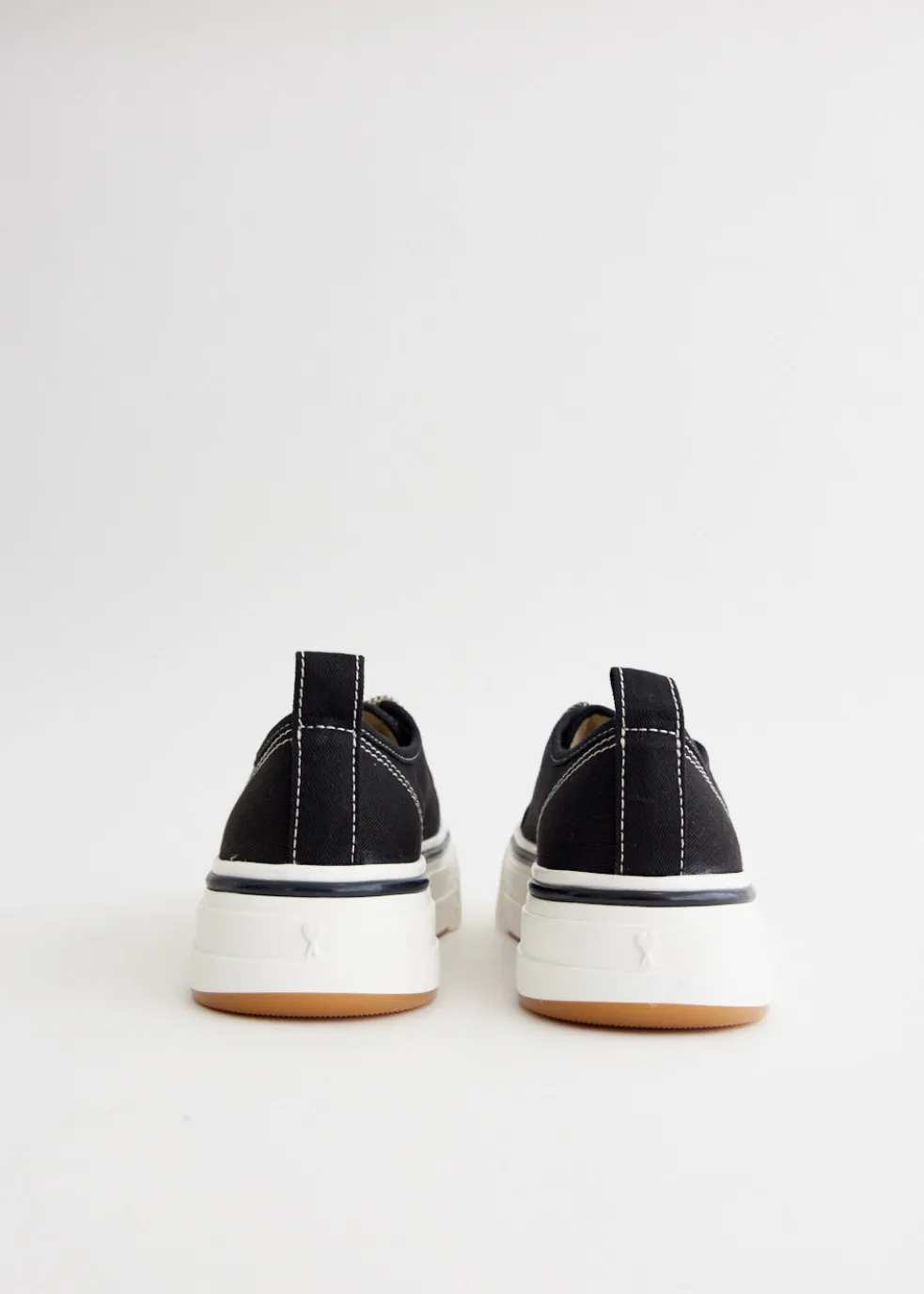 Low Top Ami 1980 Sneakers