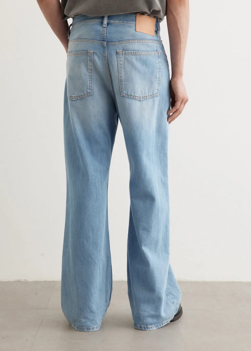 2021M Light Blue Vintage Jeans