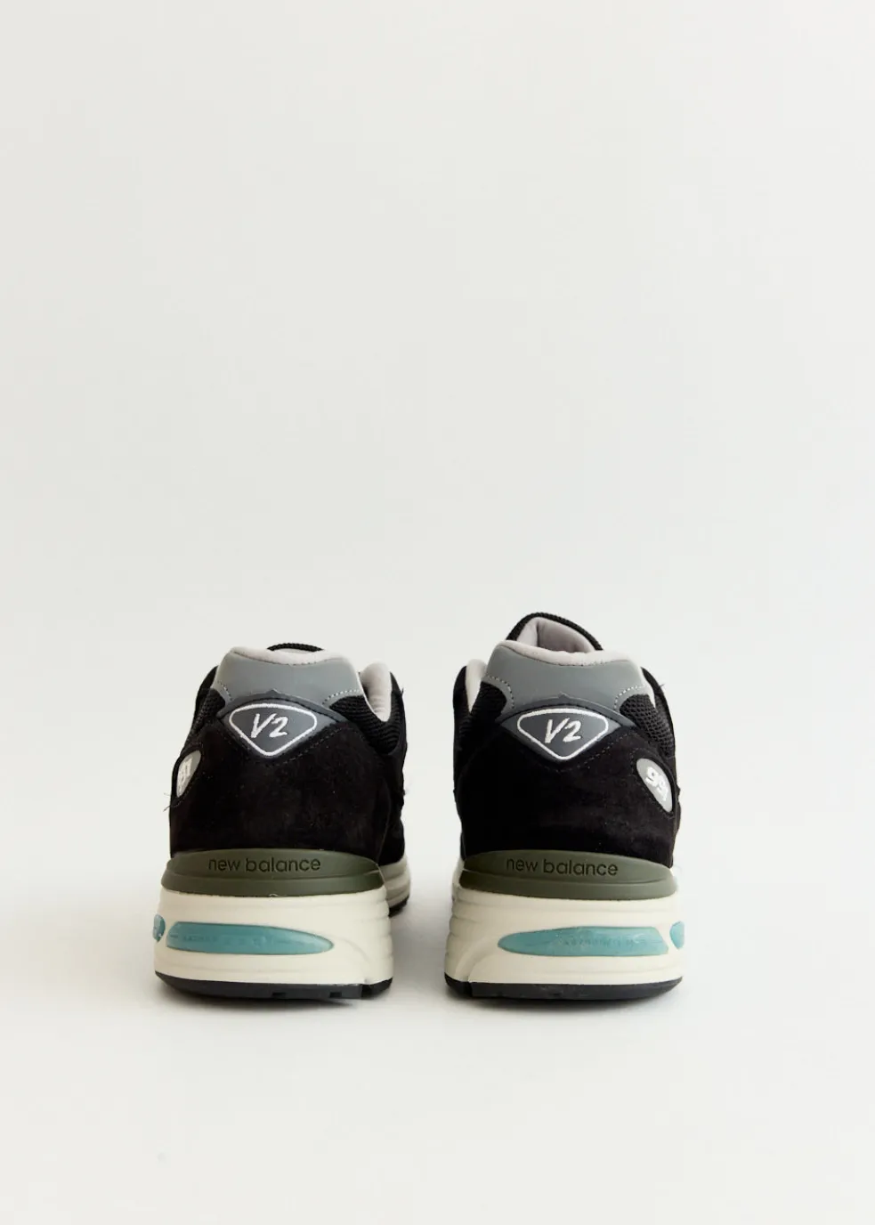 MADE in UK 991v2 'Black' Sneakers