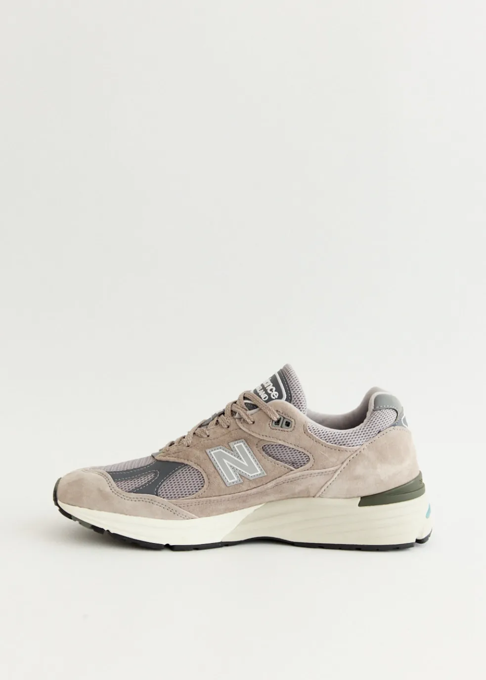 MADE in UK 991v2 'Dove' Sneakers