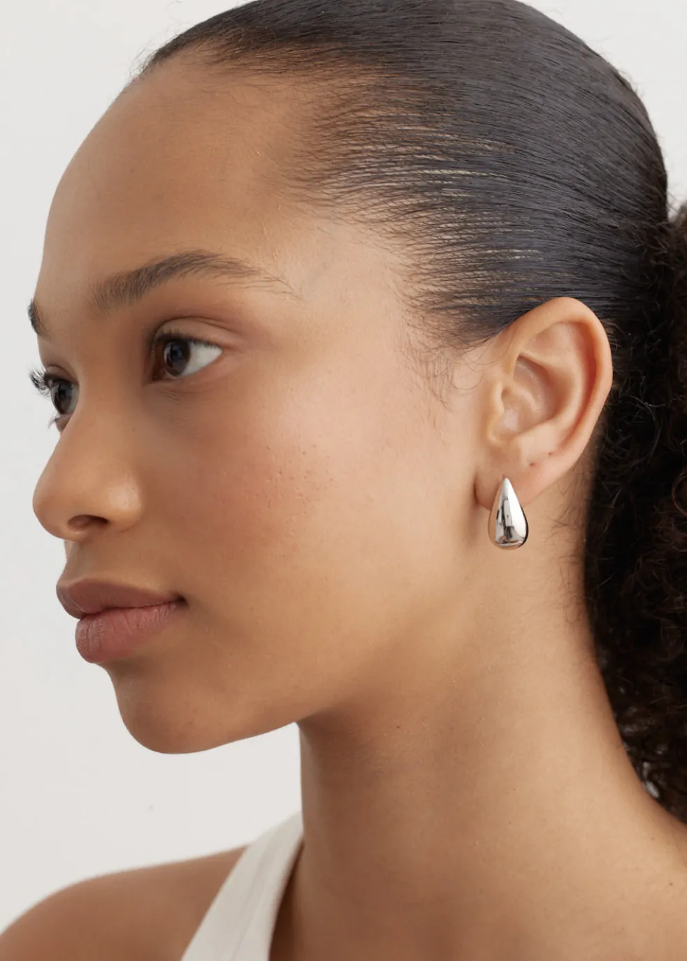 Medium Drop Earrings