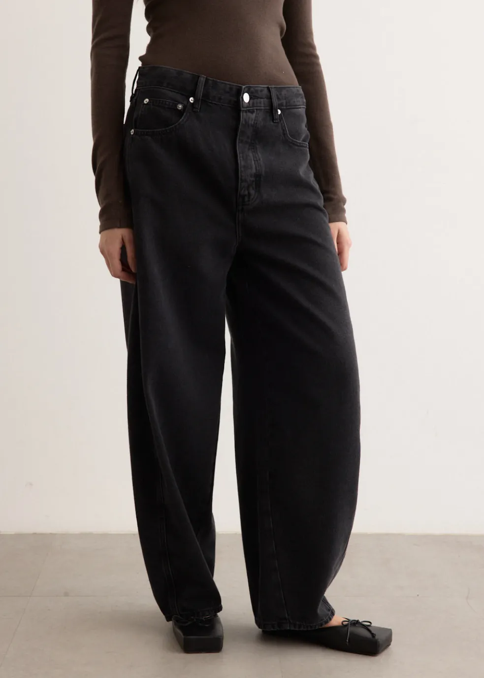 Mid Rise Balloon Jeans