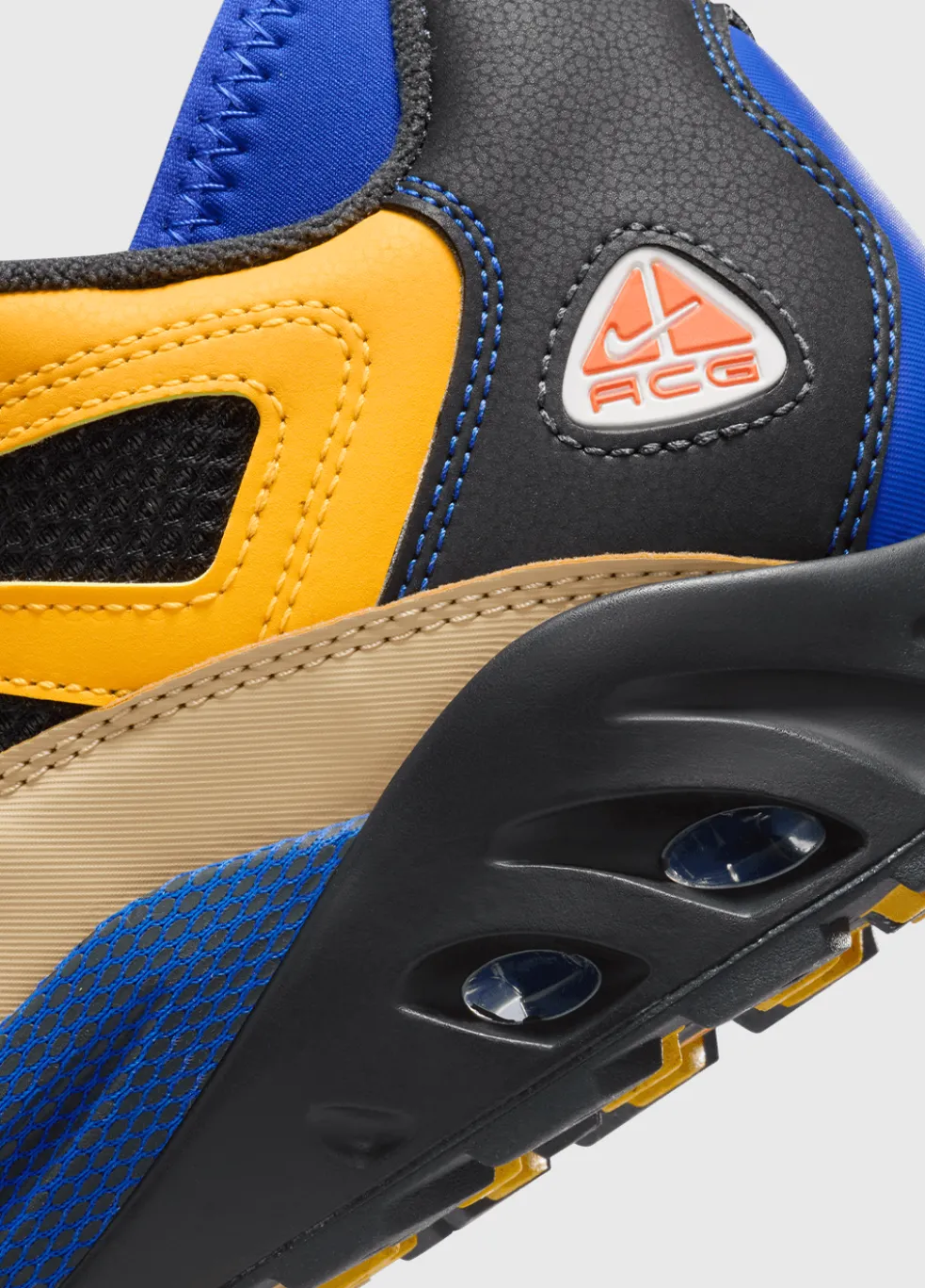 Nike ACG Air Exploraid 'Hyper Royal' Sneakers