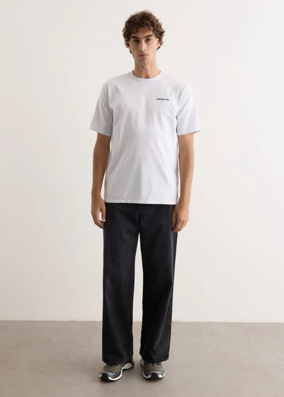 P-6 Logo Responsibili-Tee T-Shirt