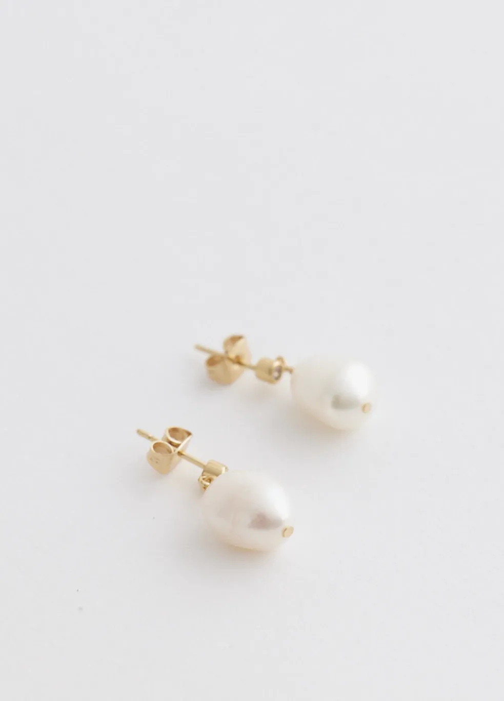 Pearly Earrings