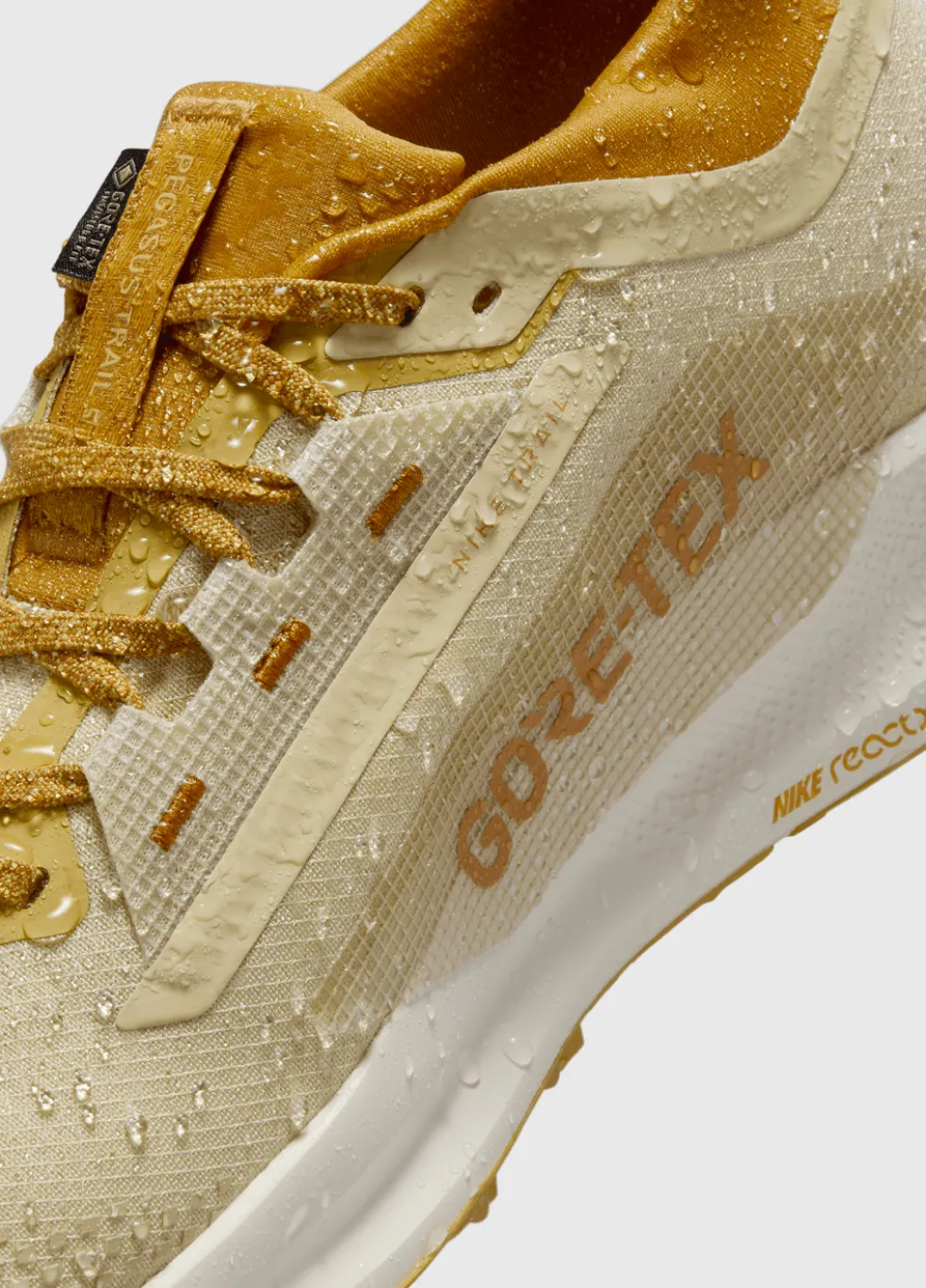 Pegasus Trail 5 GORE-TEX 'Team Gold' Sneakers
