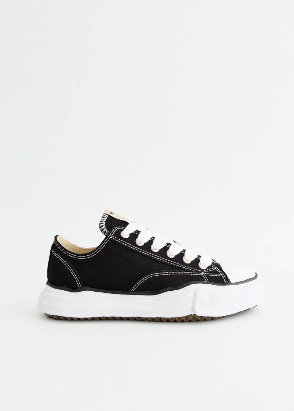 Peterson 23 Low Top Sneakers