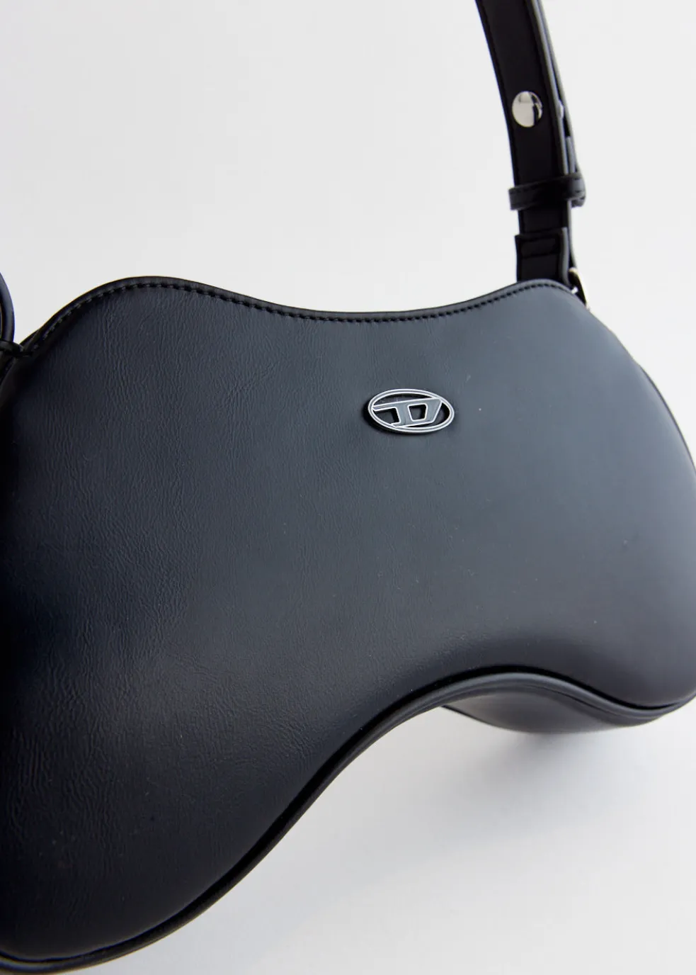 Play Shoulder Cross Bag