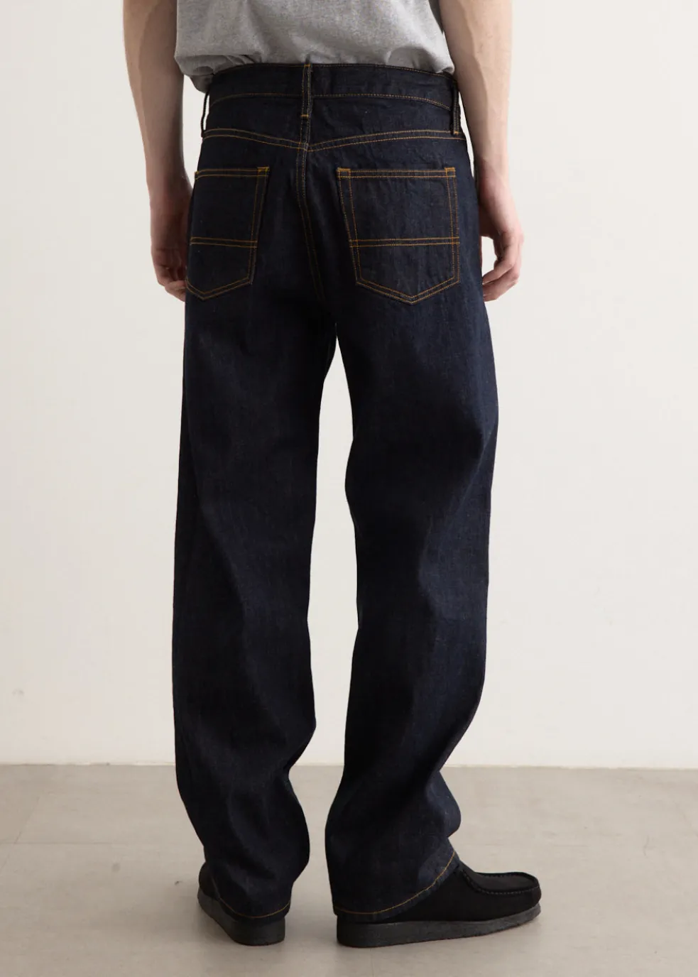 Pleated Jeans