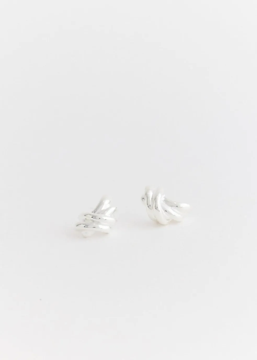 R2197 Kettle Earrings